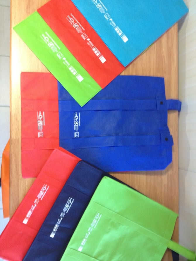 Sacos TNT personalizados